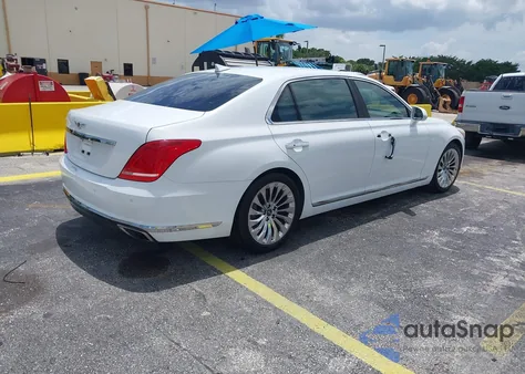 2017 Genesis G90 Ultimate z USA, uszkodzony, nr VIN KMHG54JH2HU031133